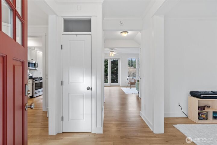 Property Photo:  1159  Secret Place  WA 98253 