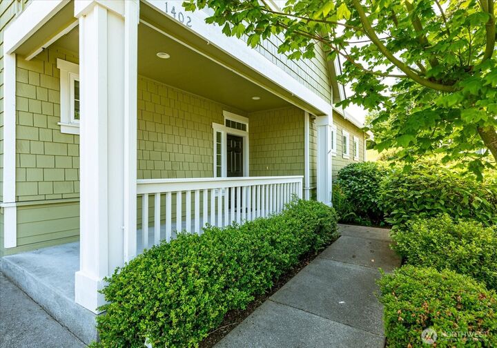 Property Photo: 1402 Starview Court WA 98249