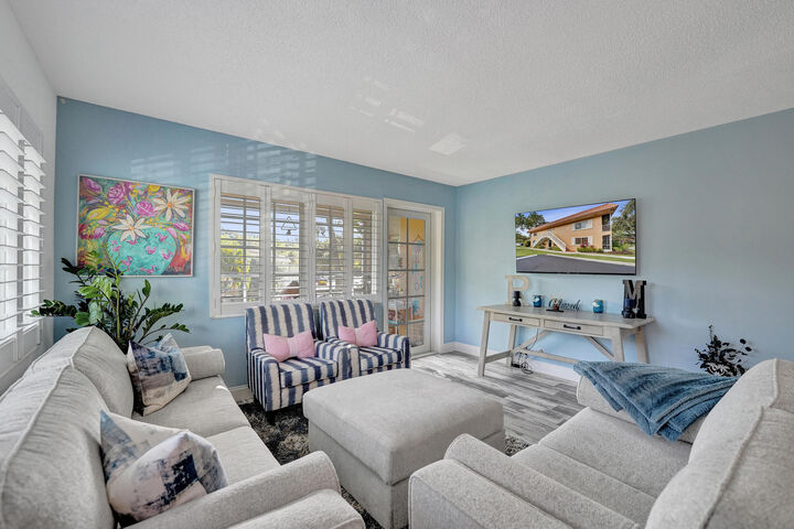 Property Photo: 1930 NE 2nd Avenue 216L FL 33305