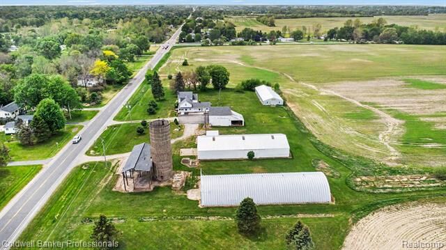 Property Photo:  3105 E Dodge Road  MI 48420 