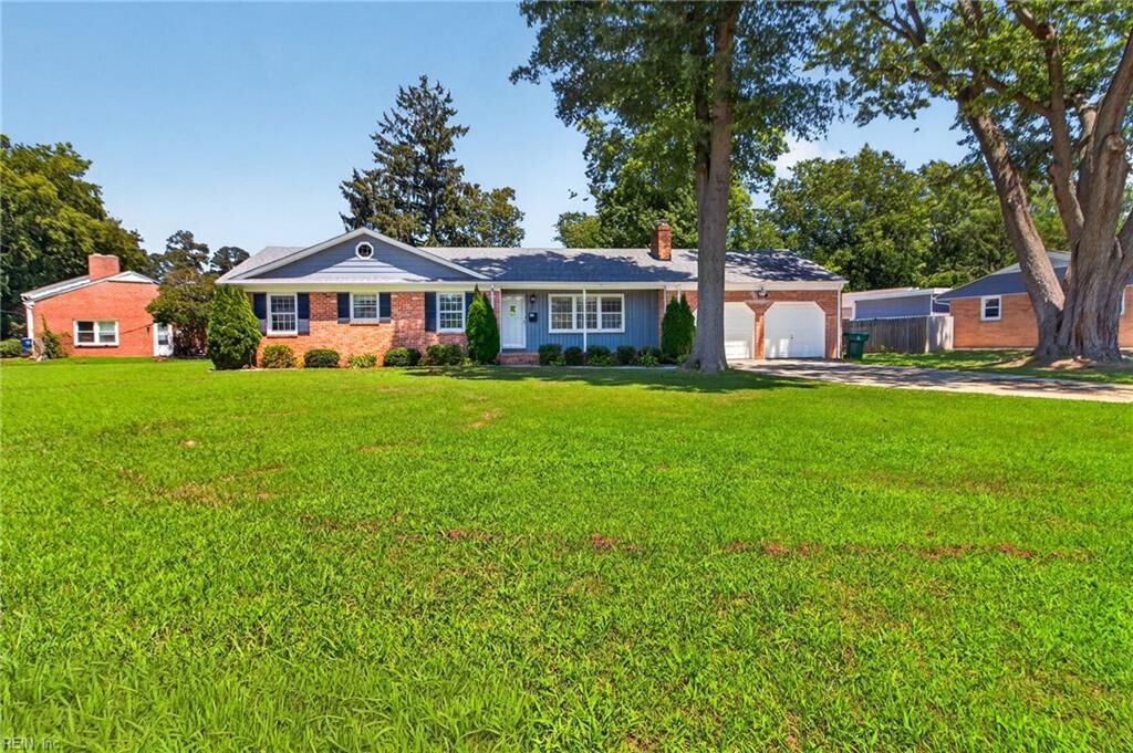 Property Photo:  35 Shore Park Dr  VA 23602 