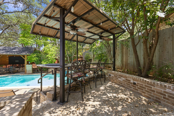 Property Photo:  3511 Hunters Cir  TX 78230 
