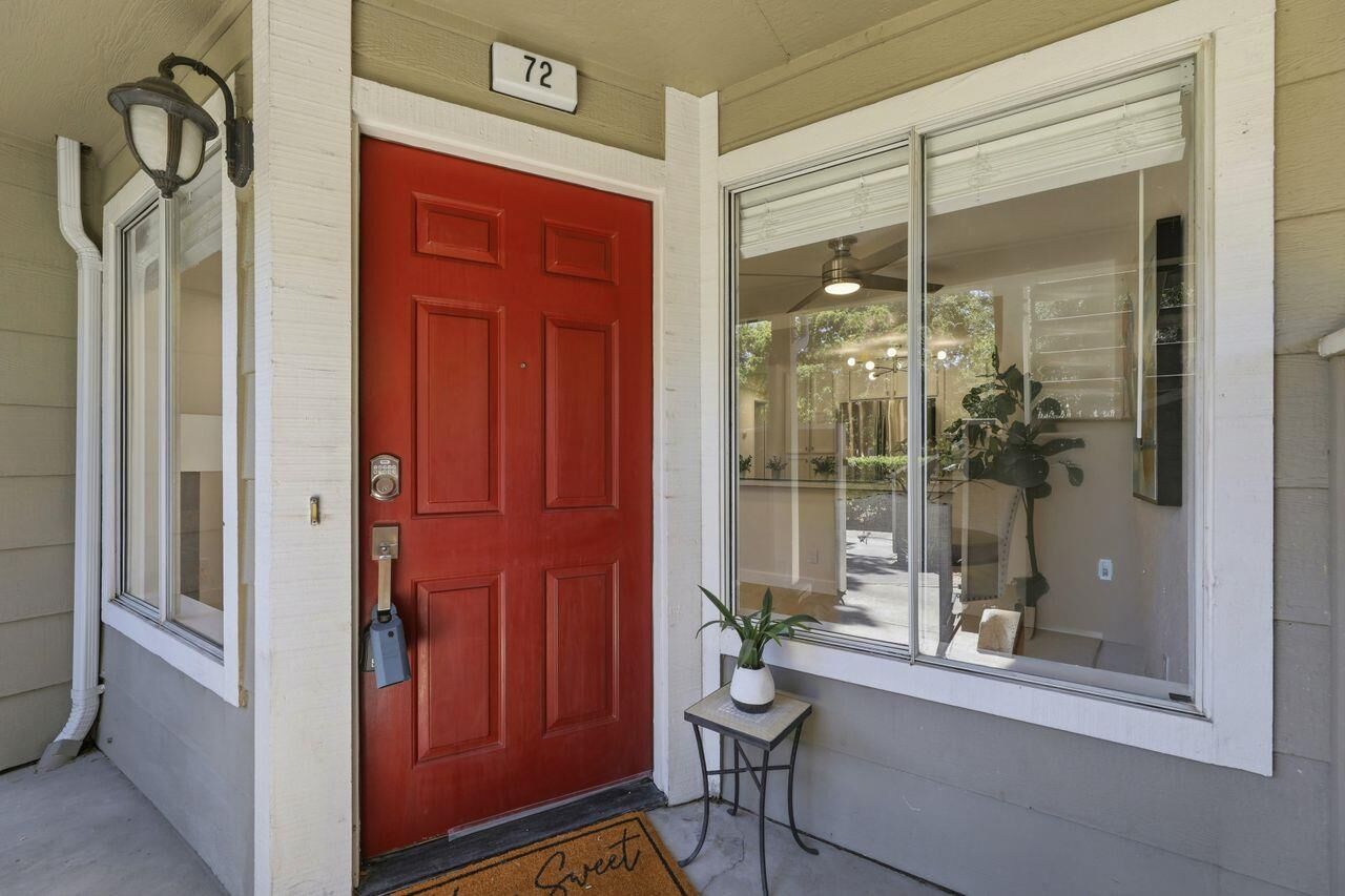 Property Photo:  72 Cherry Ridge Lane  CA 95136 