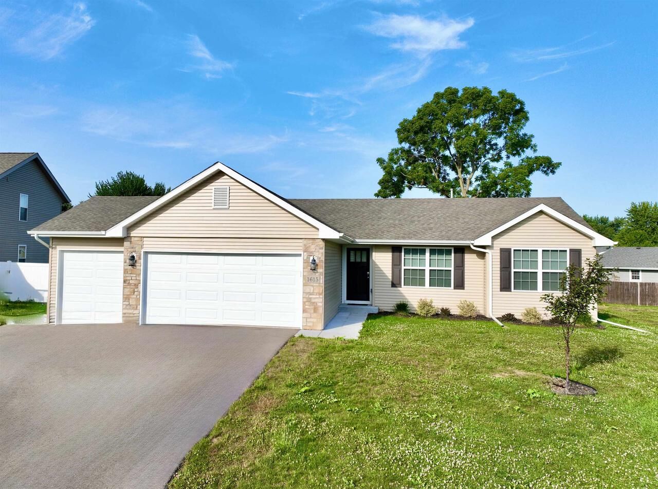 Property Photo: 1615 Lee Lane WI 53546