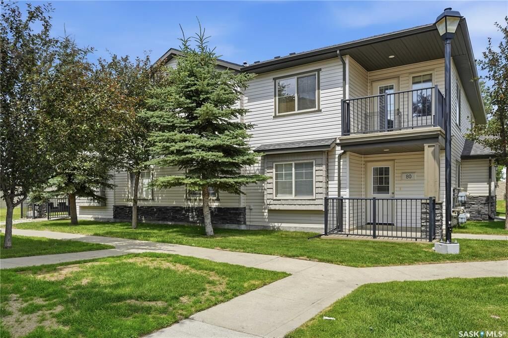 Property Photo: 5533 Blake Crescent 80 SK S4X 0J1