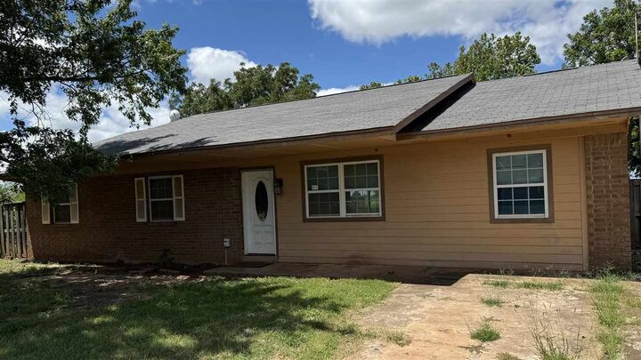 Property Photo:  6704 Poplar Street  OK 74074 