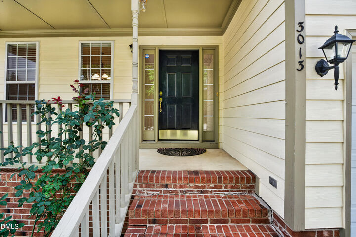 Property Photo:  3013 Englefield Drive  NC 27615 