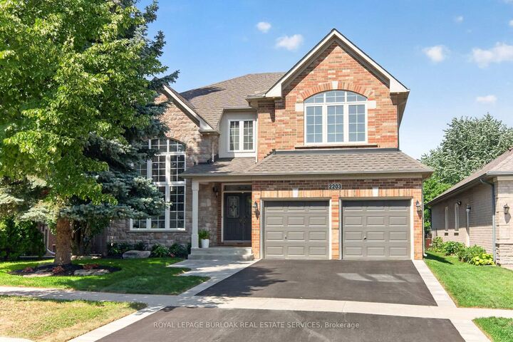 2203 Turnberry Road — photo 1