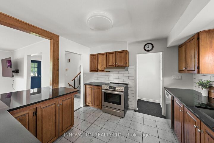 Property Photo:  658 Kitley 3 Line  ON K0G 1G0 