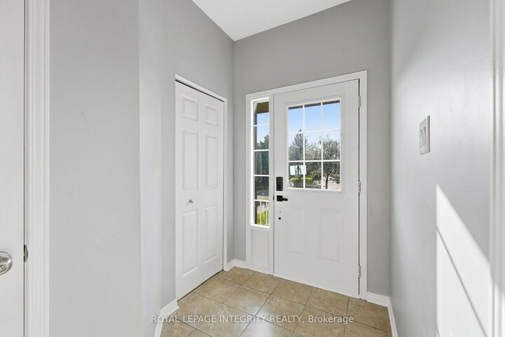 Property Photo:  300 Rolling Meadow Crescent  ON K1W 0A7 