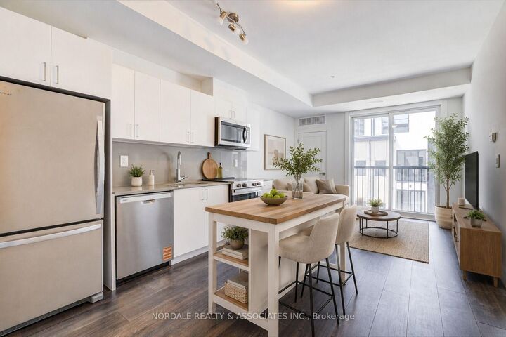 Property Photo:  1650 Victoria Park Avenue B211  ON M1R 0G8 