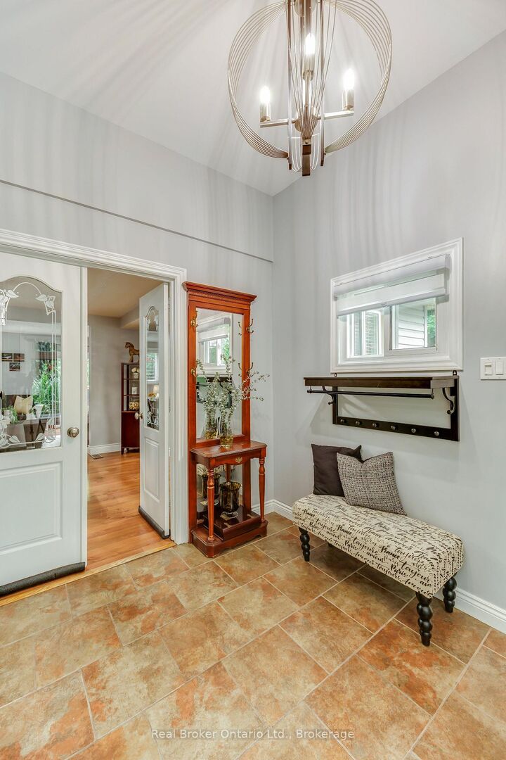 Property Photo:  45 Centre Street  ON L1C 2Y2 
