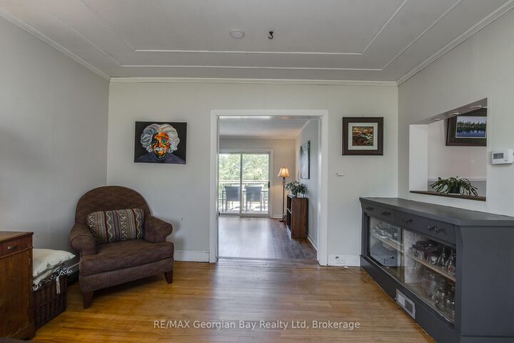 Property Photo: 71 Poyntz Street ON L9M 1N6