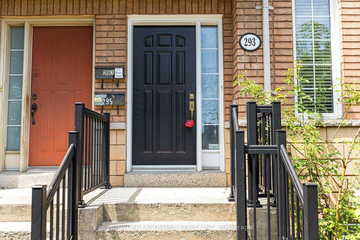 Property Photo: 293 Murray Ross Parkway ON M3J 3N7