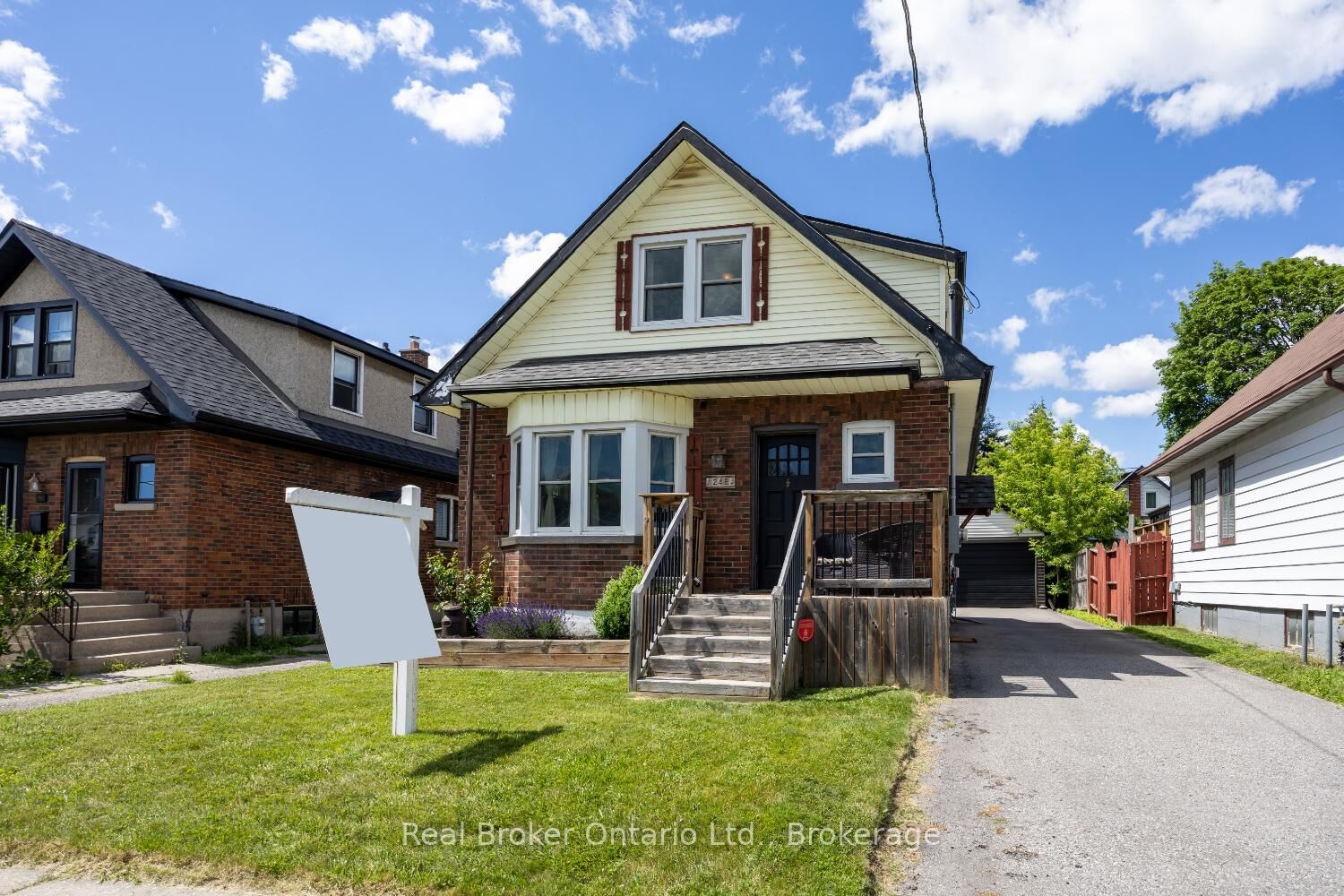 Property Photo:  248 Mitchell Avenue  ON L1H 2V6 