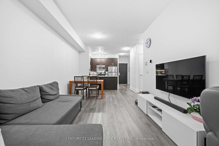 Property Photo:  151 Upper Duke Crescent 405  ON L6G 0E1 