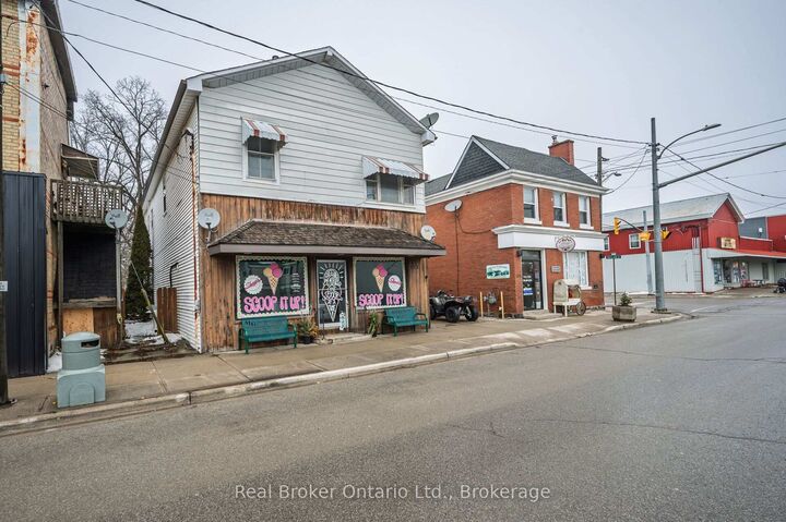 Property Photo:  122 King Street  ON N0E 1A0 