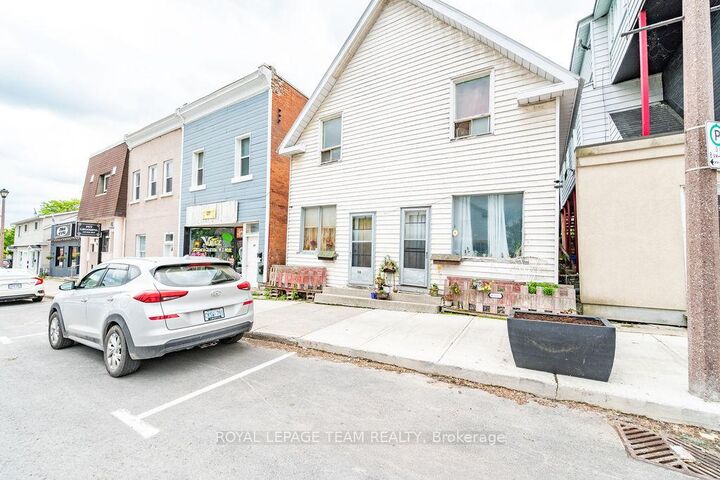 Property Photo:  56 Madawaska Street  ON K7S 1R9 