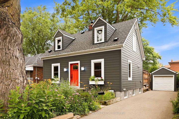 Property Photo:  99 Foch Avenue  ON M8W 3X9 