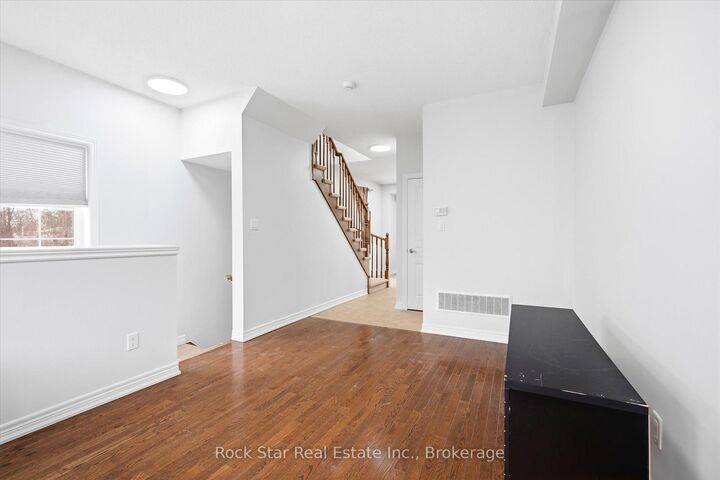 Property Photo: 342 Mill Street 27 ON N2M 2A5