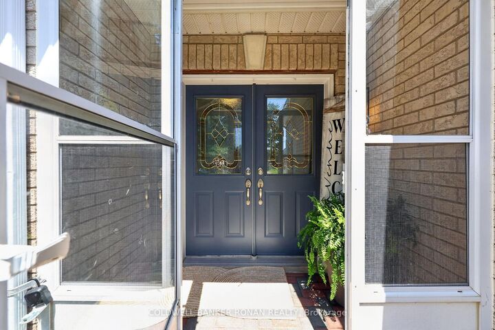 61 Darling Crescent — photo 1