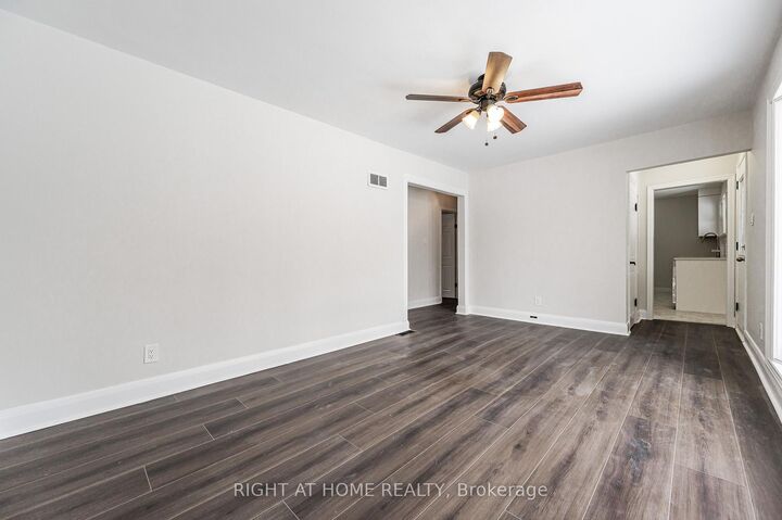 Property Photo: 18 Ridgewood Avenue ON N2H 4L2