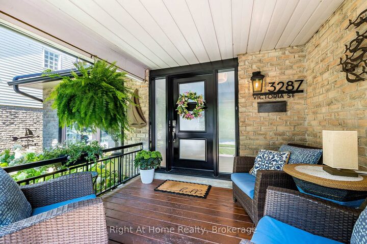 Property Photo: 3287 Victoria Street ON L6L 5T5