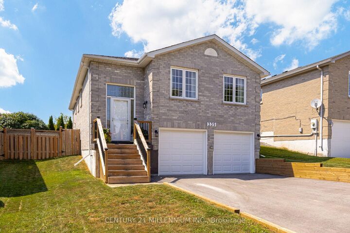 Property Photo:  335 Bailey Drive  ON L9W 4L9 