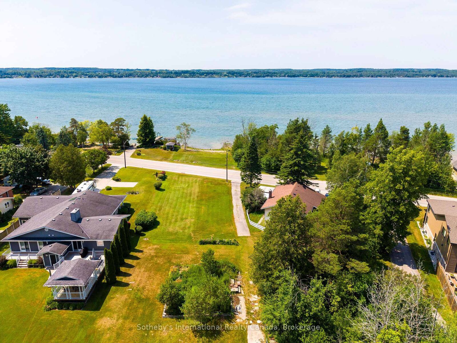 Property Photo:  3573 East Bayshore Rd, RR# 1 Road  ON N4K 5N3 