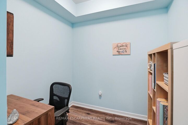 Property Photo:  125 Shoreview Placeway 102  ON L8E 0K3 