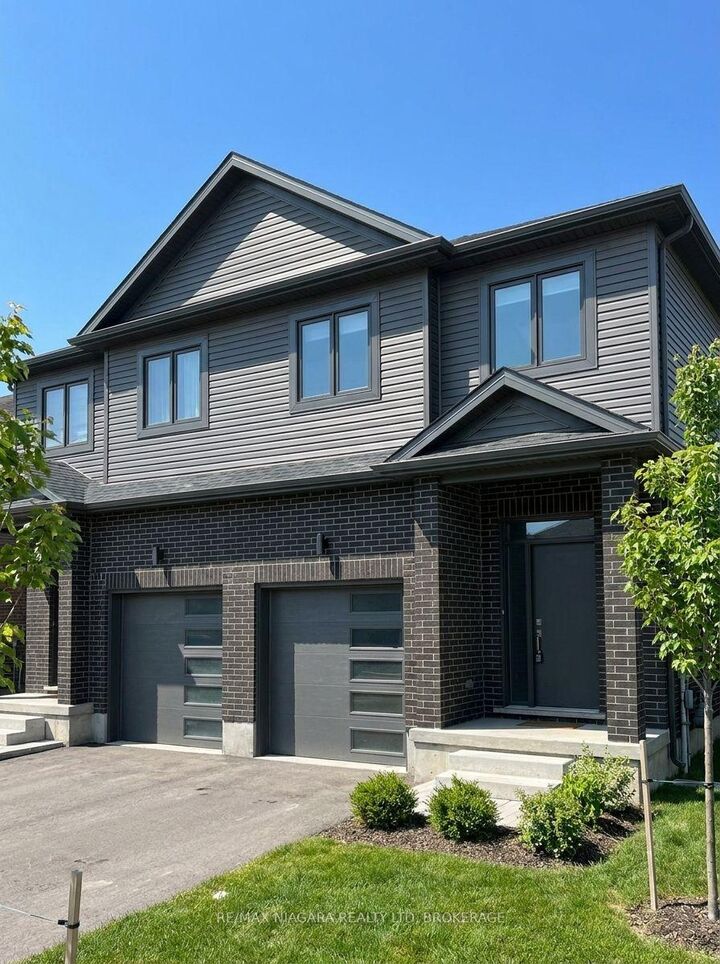 Block 25 Elvira Way — photo 1