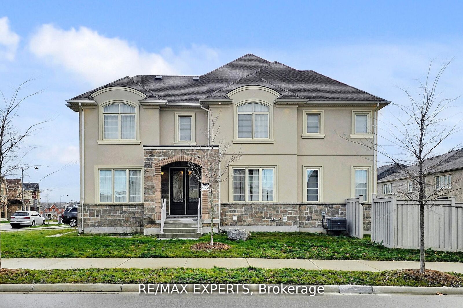 Property Photo:  167 Frederick Pearson Street  ON L9N 0Y8 