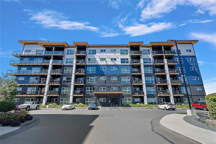 Property Photo: 2461 Gateway Rd #412 BC V9B 6M6
