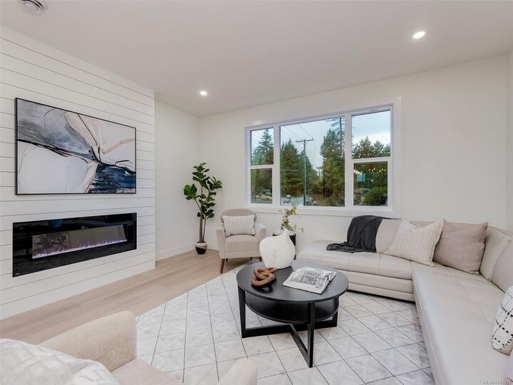Property Photo: 960 Jenkins Ave #107 BC V9B 7H4