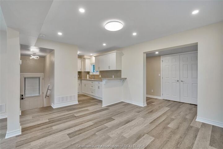 Property Photo: 248 Park Avenue East ON N7M 3V9