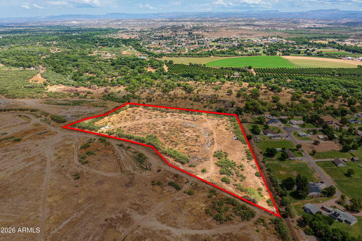 Property Photo: 800 Finnie Flat Road --- AZ 86322