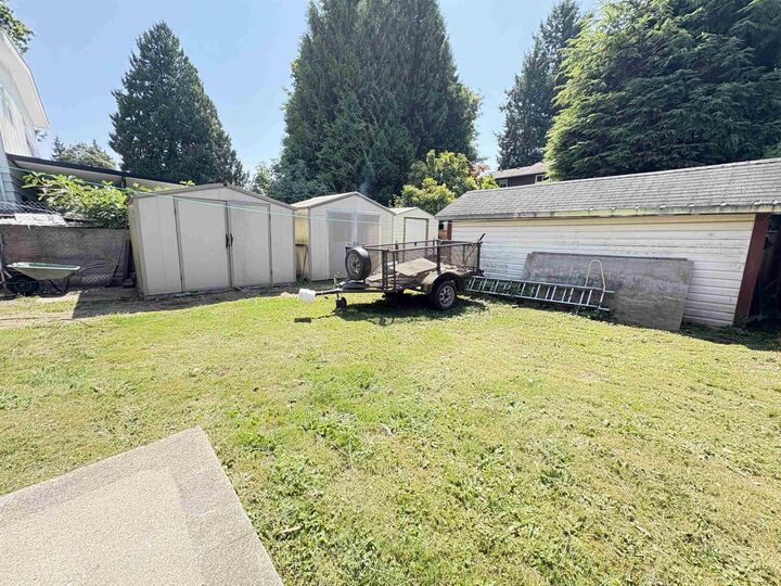Property Photo: 1784 Coquitlam Avenue BC V3B 1H7