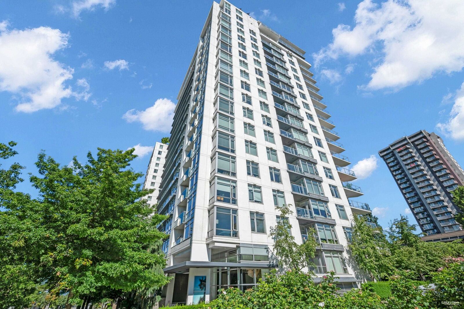 Property Photo: 158 W 13 Street 1301 BC V7M 0A7
