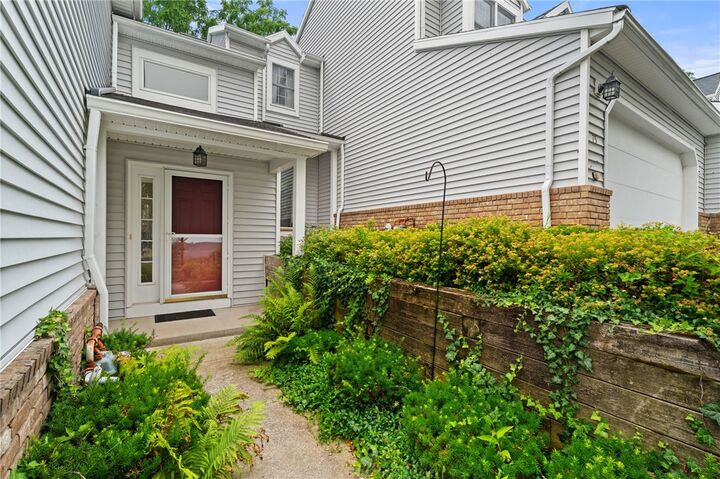 Property Photo: 73 Windward Way NY 14424