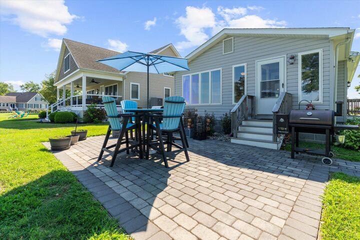 Property Photo: 1609 Deep Point Road MD 21677
