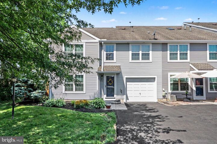 Property Photo:  1320 N West Street  PA 17013 