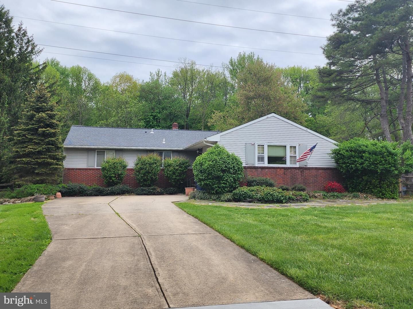 Property Photo:  29 Vanderveer Drive  NJ 08648 