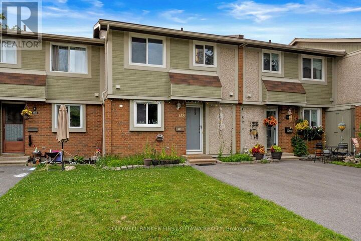 Property Photo: 158 Barrow Crescent 19 ON K2L 2J1