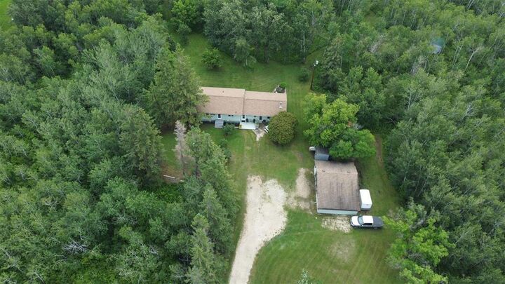 Property Photo: 60029 Stoneridge Rd 35E Road MB R5L 0J1
