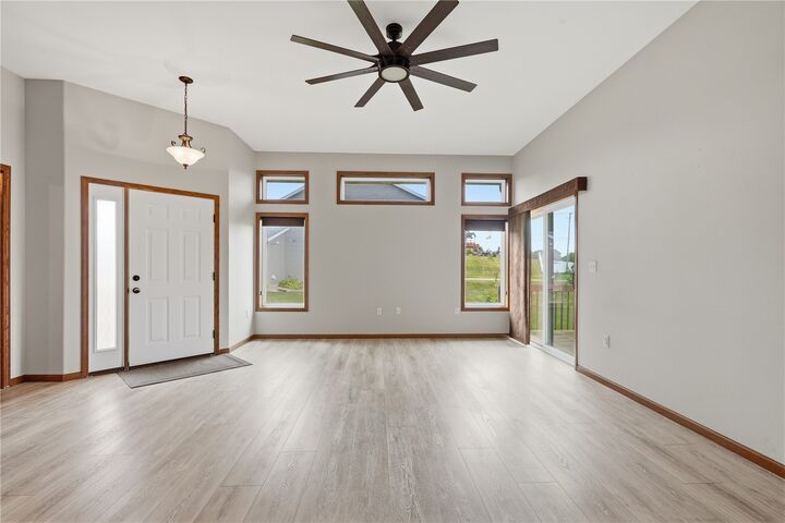 Property Photo:  3238 Blackberry Circle SW  IA 52404 