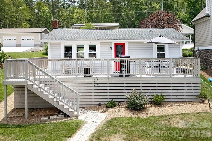 Property Photo: 680 Lake Head Road 130 NC 28128