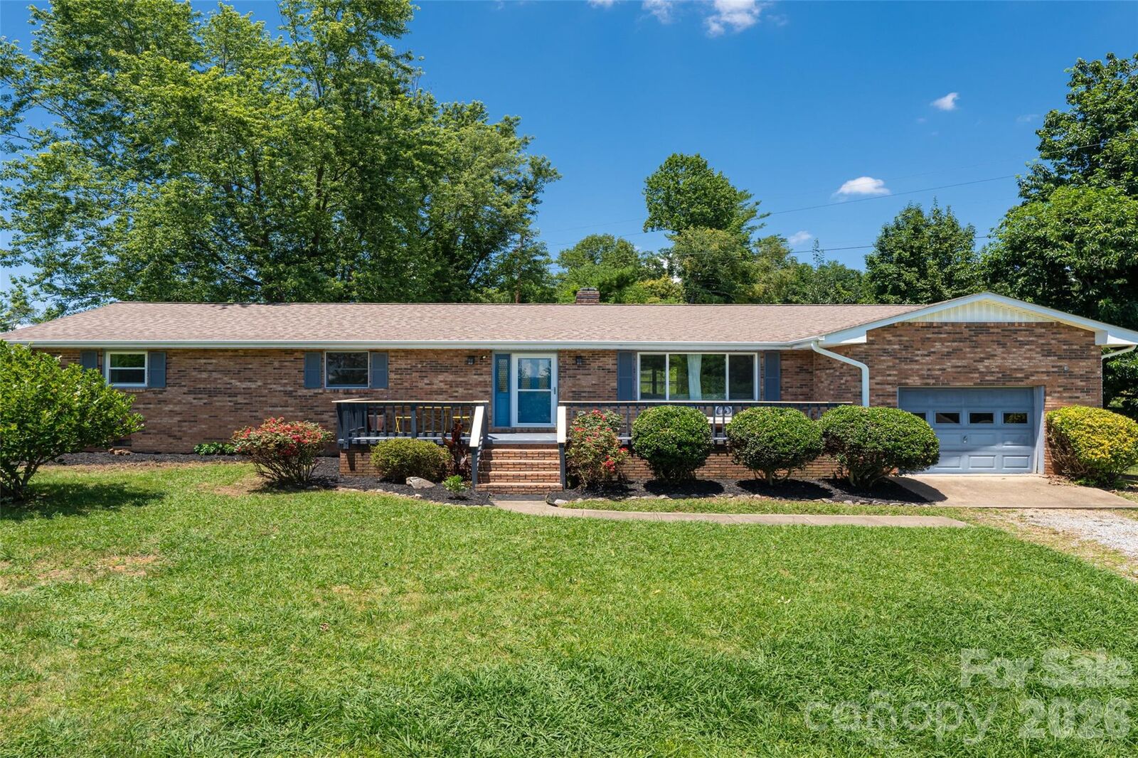 Property Photo: 187 Sheehan Road NC 28732
