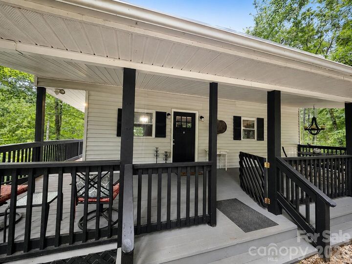 Property Photo:  47 Caribou Lane  NC 28714 
