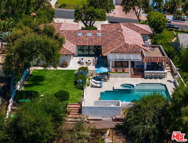 Property Photo: 31515 Germaine Ln CA 91361