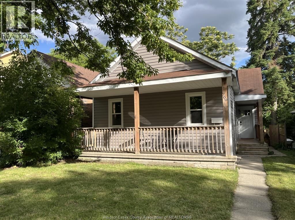 Property Photo:  769 Assumption  ON N9A 3B7 